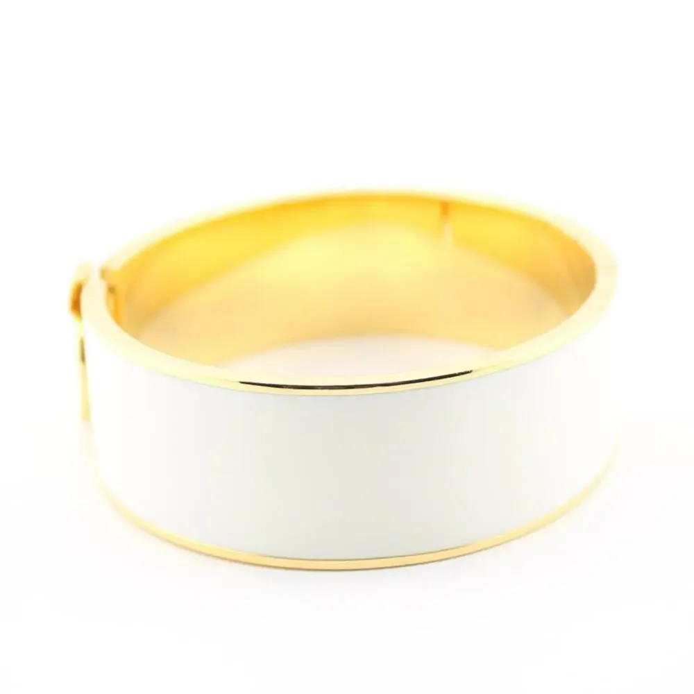 Kate Spade White Enamel Gold Tone Hinged Spade Bangle Bracelet - Picture 4 of 10